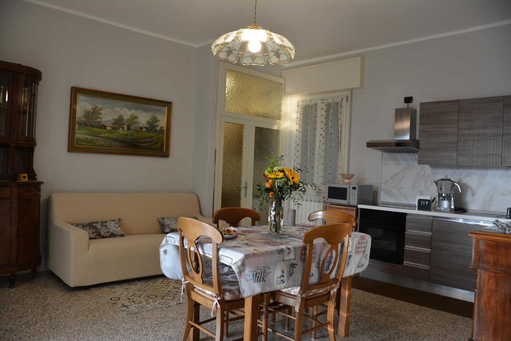 Roby's House - Affiliato Best-incoming Apartment Viadanica
